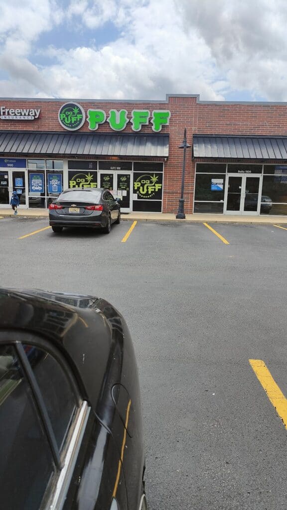 OG Puff Smoke Shop store preview image